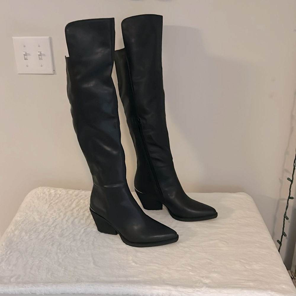 Zodiac black leather over the knee boots. Size 8. Brand new never been worn